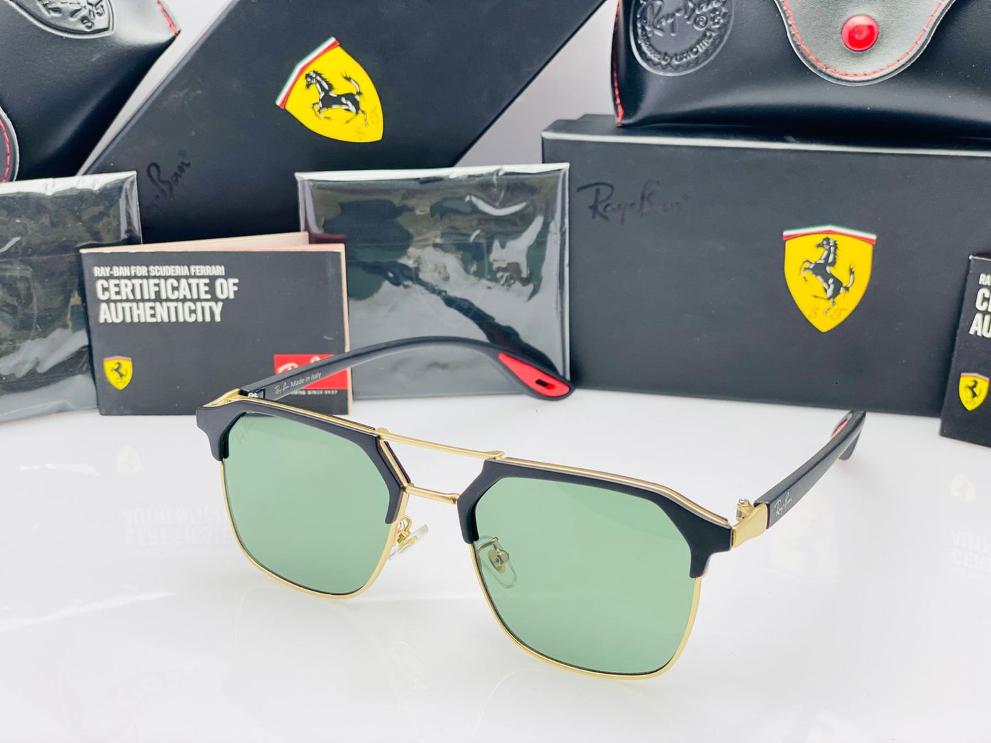Premium Square Frame Sunglasses - Black Frame / Black Lens