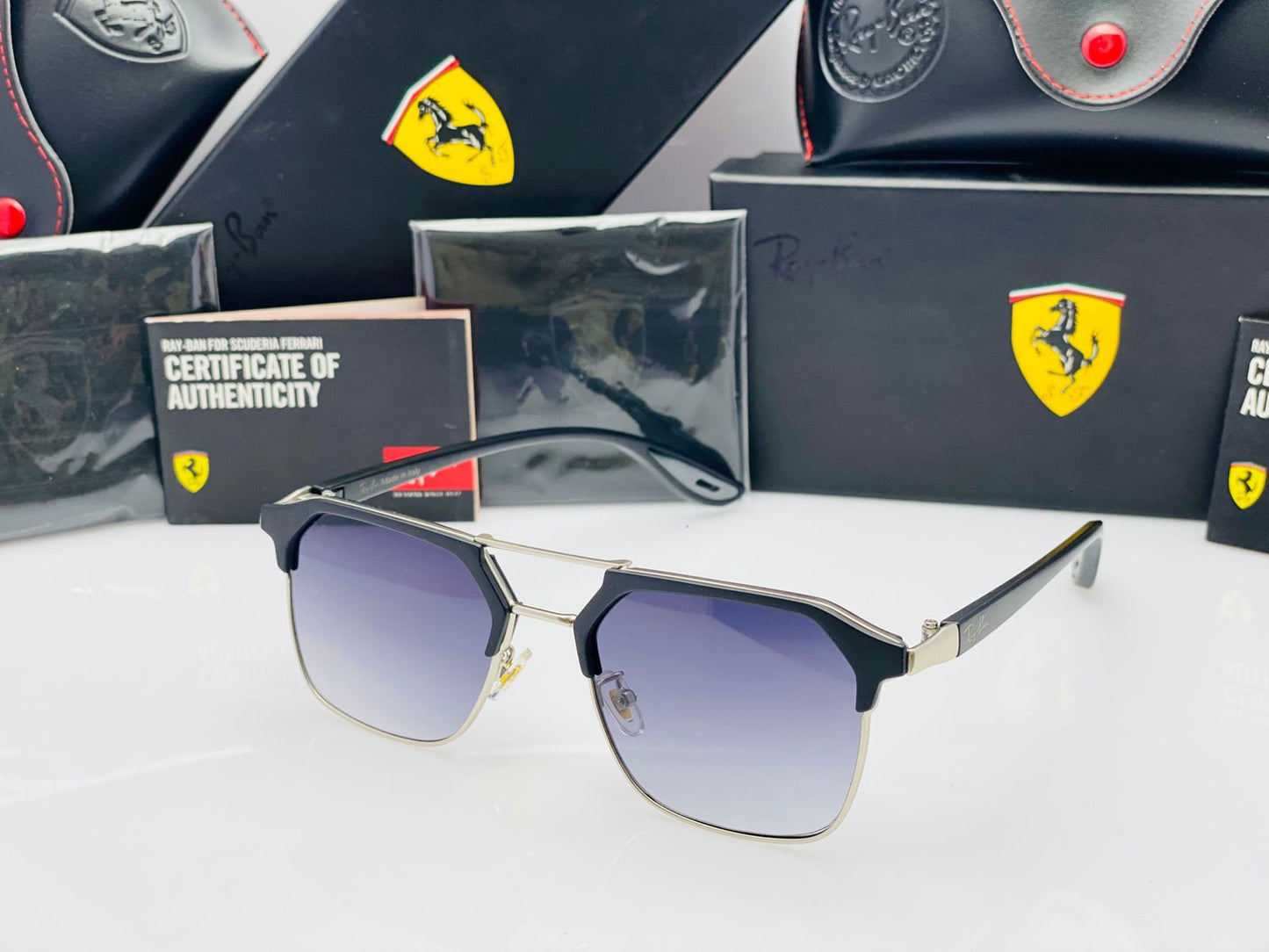 Premium Square Frame Sunglasses - Black Frame / Black Lens